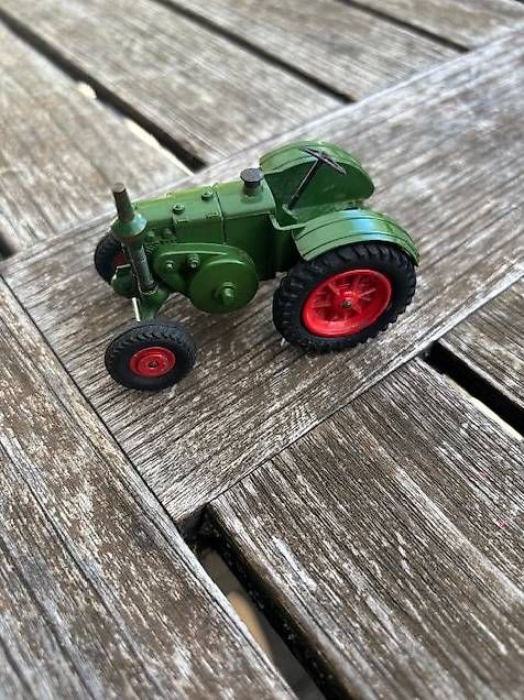 Giocattoli: Märklin - 8029, LANZ Ackerschlepper 71 – Usato da Ennenda venduto da glarner58 1