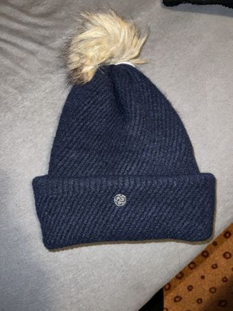 Winter Mütze, dunkelblau mit Bommel, warm und kuschelig