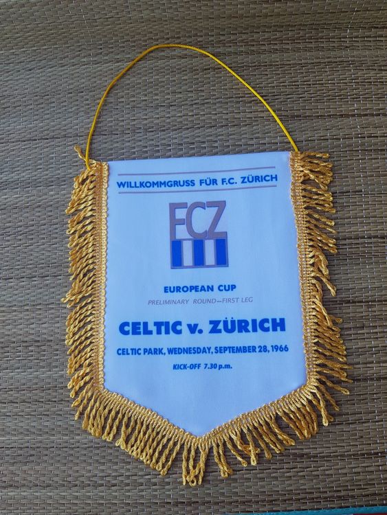 Soccer - UEFA Champions League - Group A - Celtic V Olympique Lyonnais Jackie 110206237