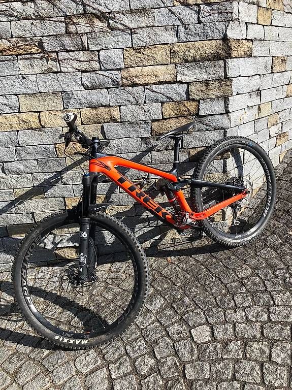Trek Biciclette: Trek Slash 9.8 Mountainbike – Usato da Lindau venduto da Kieselstein1
