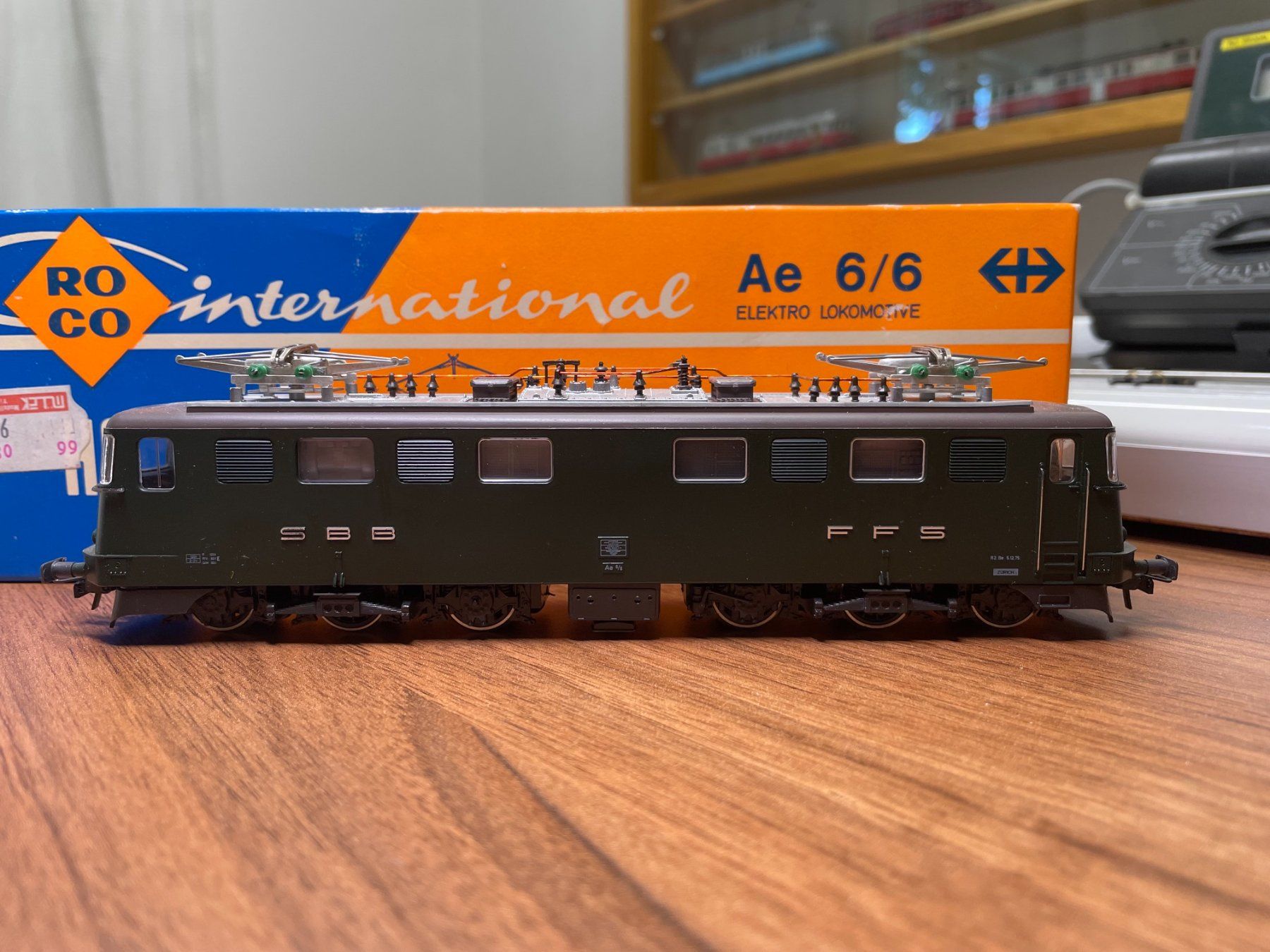 Roco Modelleisenbahnen: Roco SBB Ae 6/6 in DC analog – Gebraucht aus Villmergen von Mfritz 1