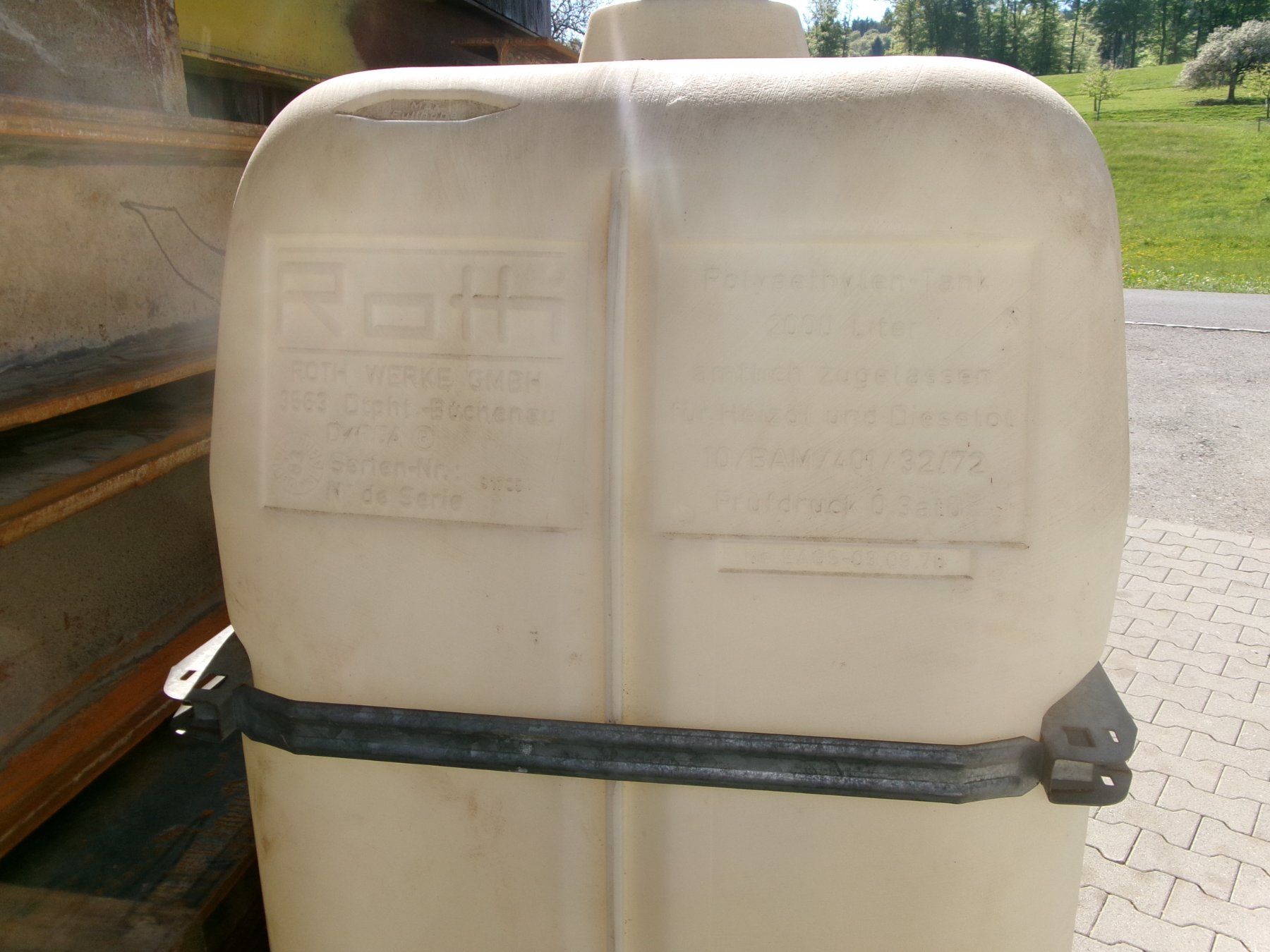 Riscaldamento: Roth - Kunststoff - Heizoel -Dieseltank  2000Liter – Usato da Eschenbach SG venduto da GM-29 3
