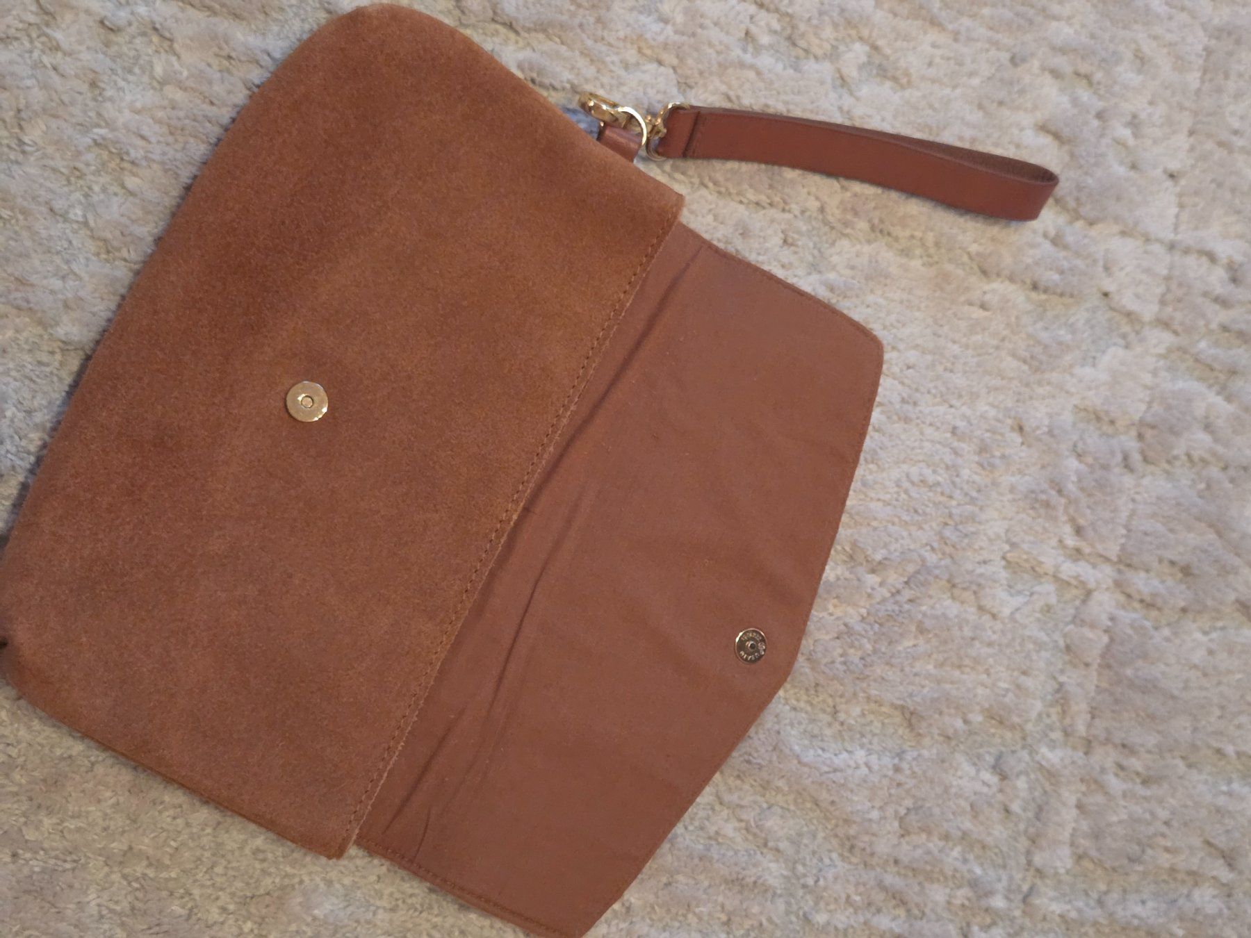 Borse da donna: Clutch Cognac – Usato da Wängi venduto da Bibo4. 3