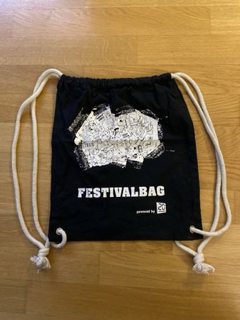 Schwarzer Festival Bag/Turnbeutel - ideal für den Sommer!