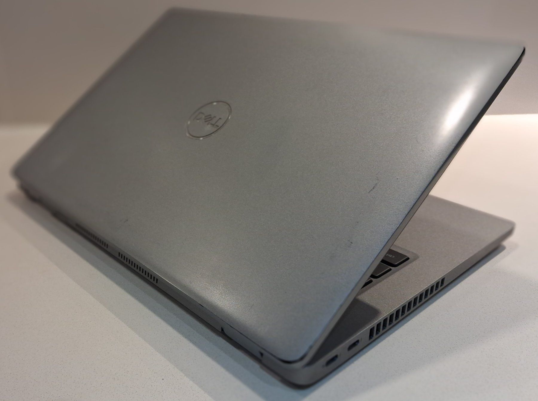 Dell Notebooks: Dell Latitude 5430 - Windows 11 Pro – Gebraucht aus Spreitenbach von PremiumNotebooks 7