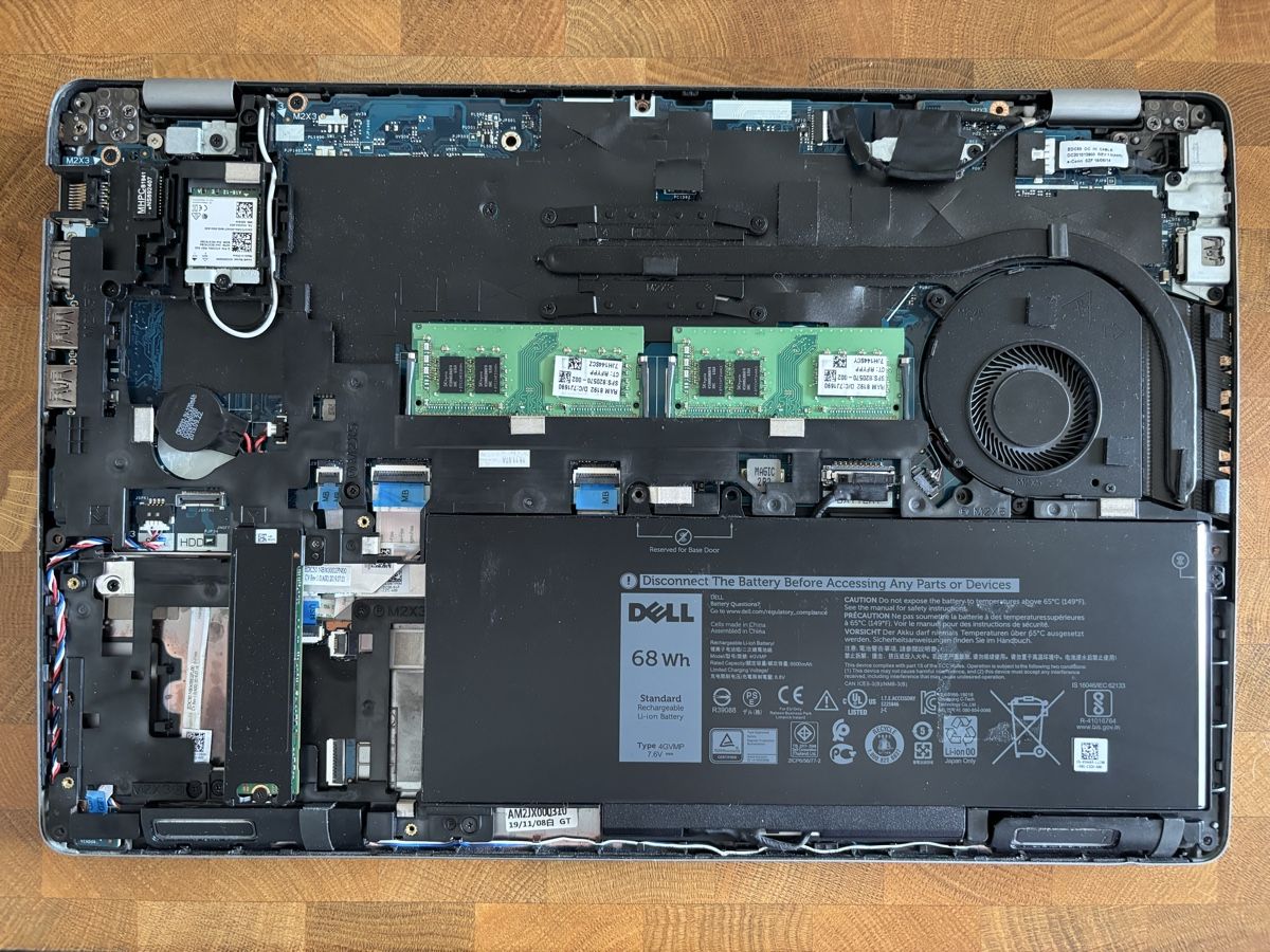 Dell Notebooks: Dell 5500 mit Docking Station – Gebraucht aus La Tour-de-Trême von ValGruyere 4