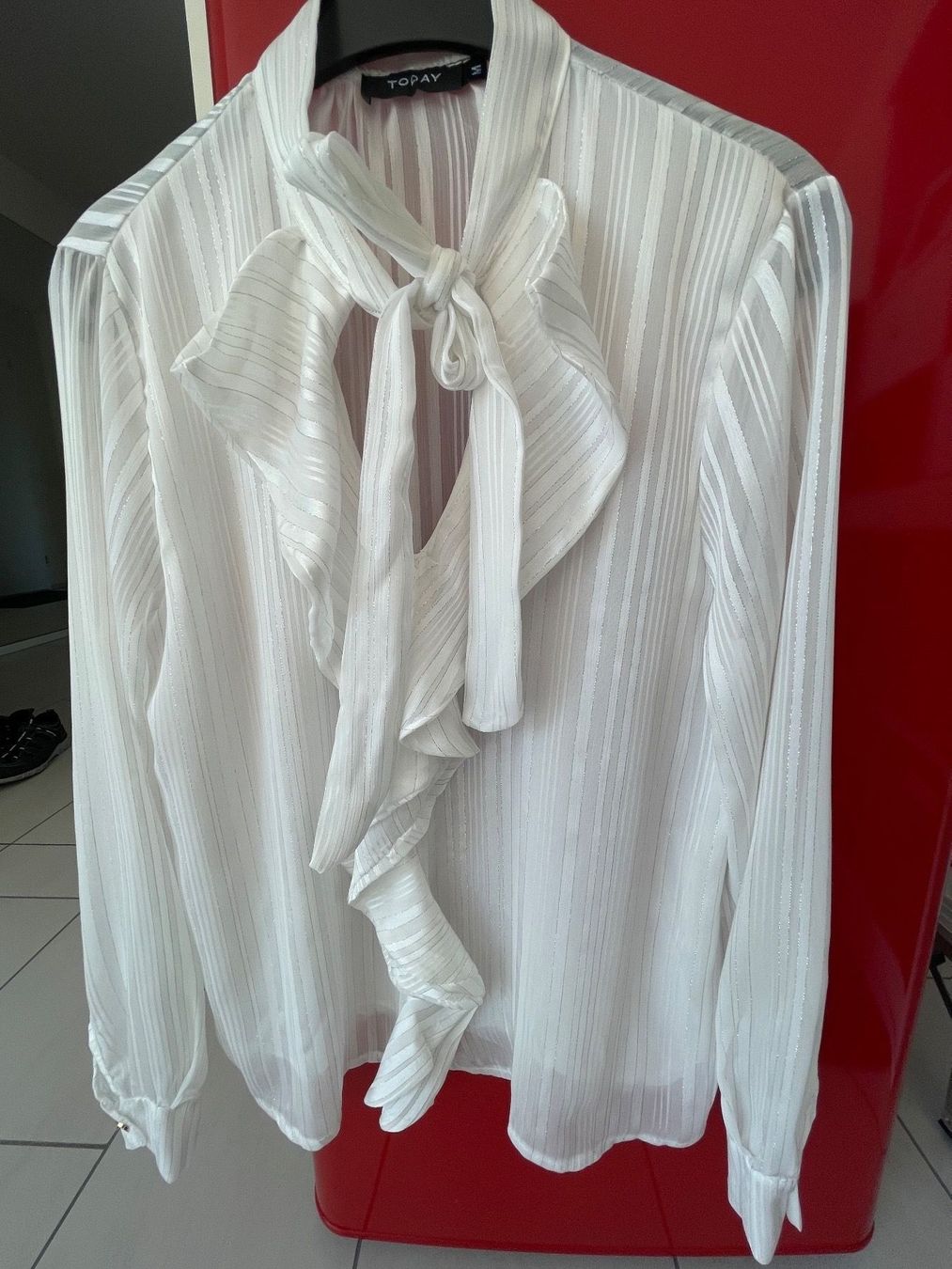 Camicette: weisse/ beige Bluse Gr 40/42 – Usato da Rüti ZH venduto da kar_xx9l