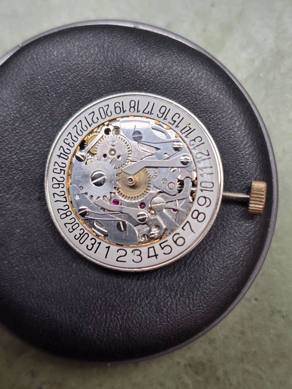 Orologi: Mouvement Forster  1197 – Difettoso da Tramelan venduto da Nirdan