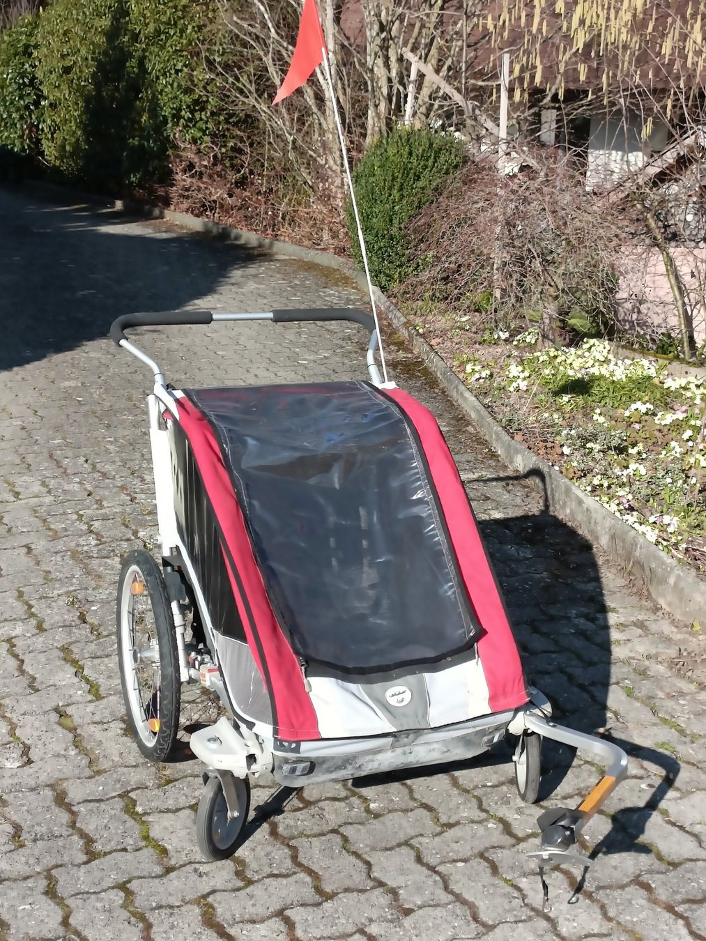 Thule Rimorchi: Thule Chariot Cougar 2 Veloanhänger – Usato da Wohlen b. Bern venduto da Hugoline 2