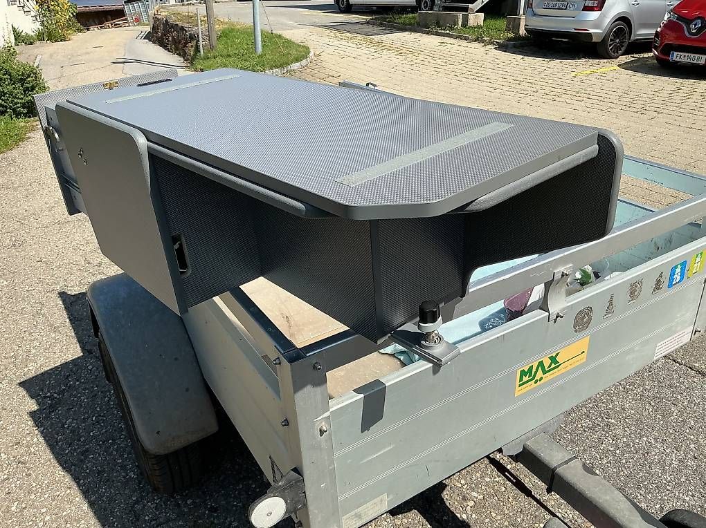 Tutti pezzi di ricambio auto: Schubladenblock/Sitzgelegenheit VW – Usato da Heiden venduto da Honda1100tennis 1