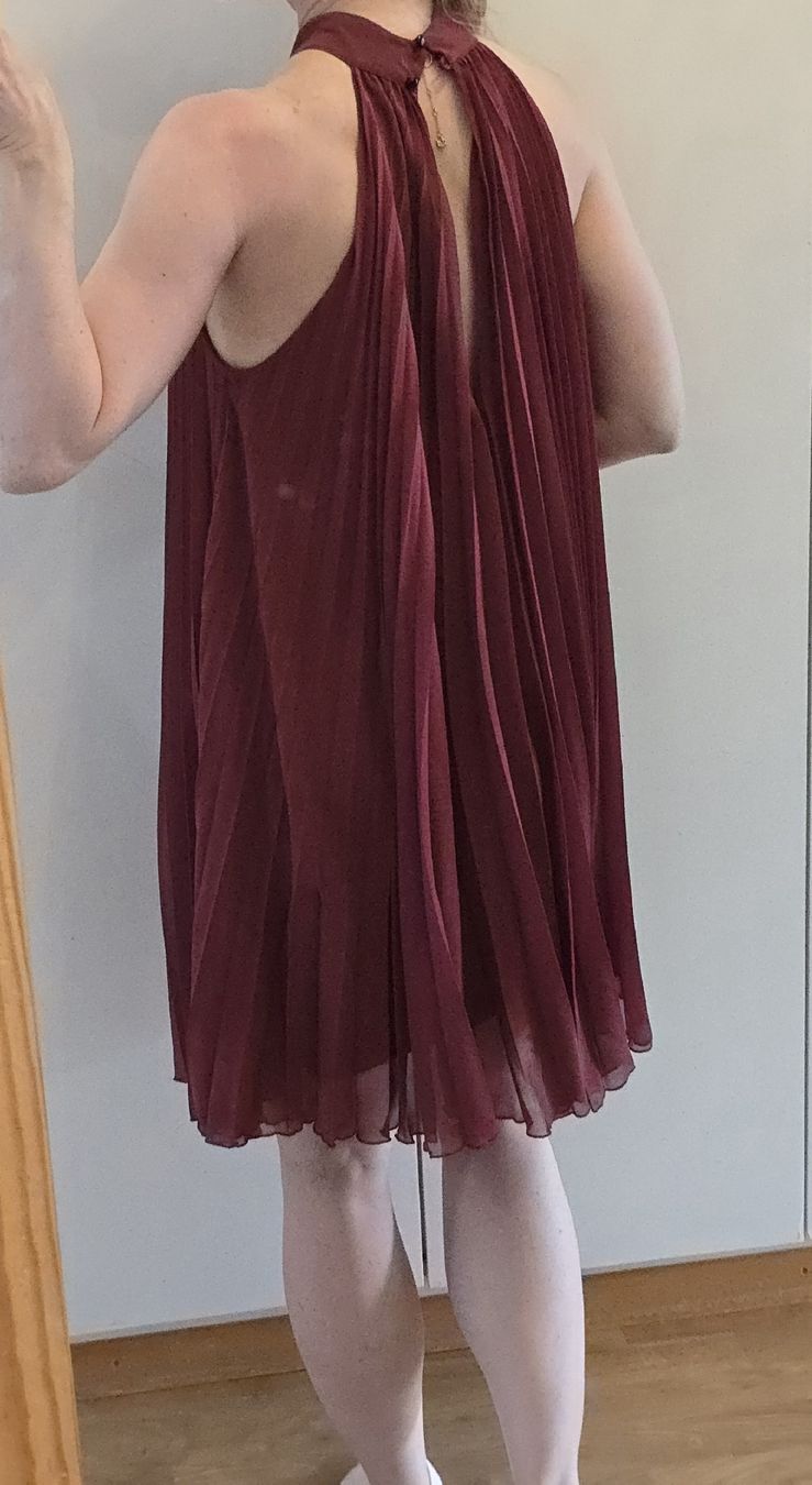 Benetton Kleider: Plissee Kleid Benetton Grösse S/36 – Gebraucht aus Buchberg von MaddieF 2
