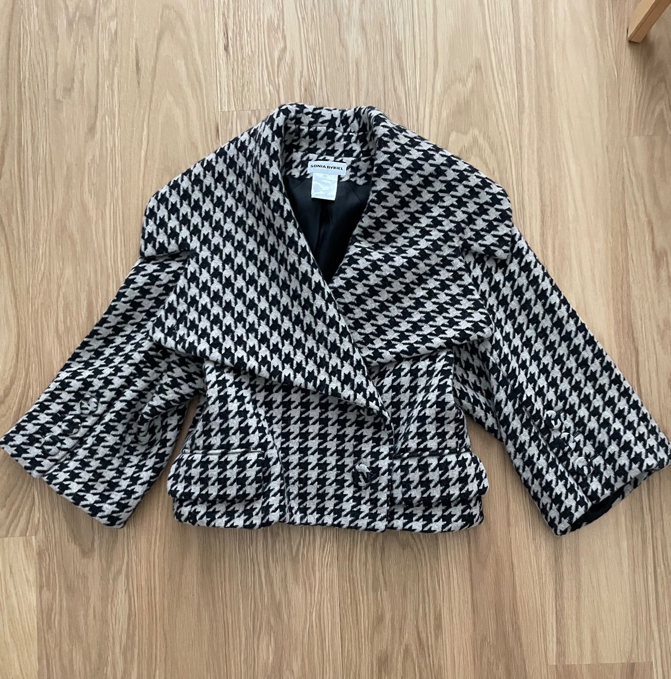 Sonia Rykiel Jacken: Jacke Sonia Rykiel Grösse 40 – Gebraucht aus Kriens von Mayang