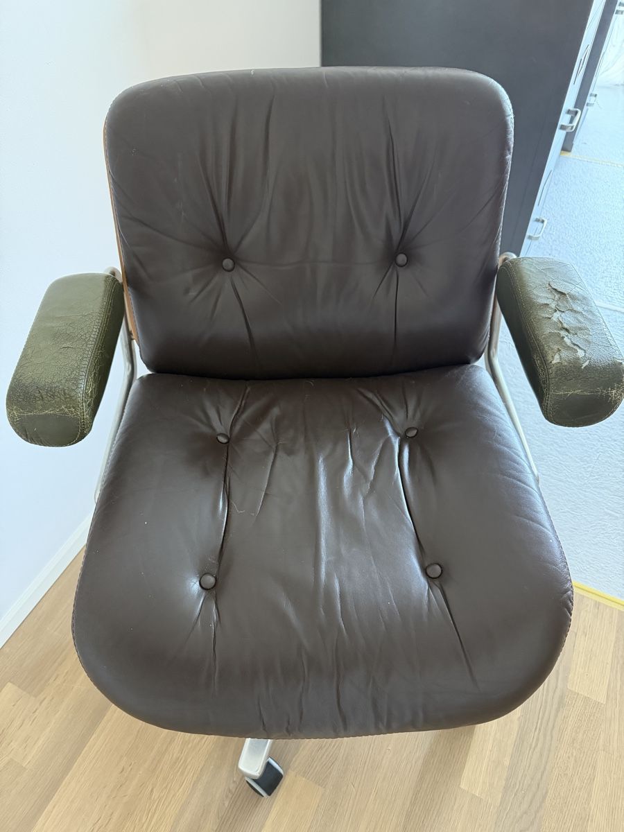 Poltrone: Vieux fauteuil  – Usato da La Sagne NE venduto da tulipe68 1
