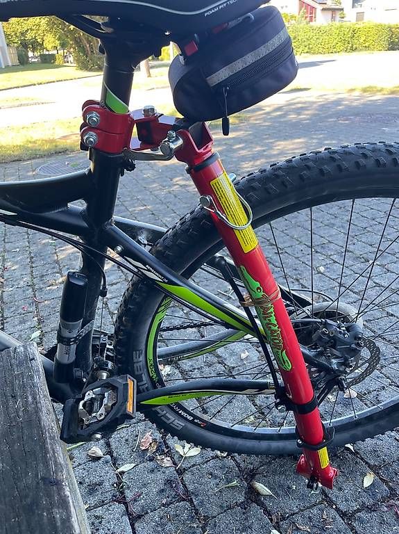 Pezzi di ricambio: Folow me Stange / Trail-Gator – Usato da Rümlang venduto da milouggi 1