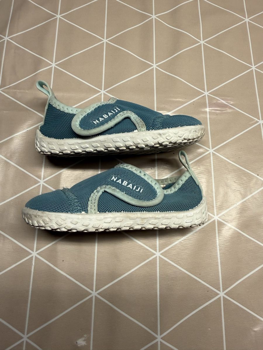 Scarpe per ragazzi: Wasserschuhe Grösse 22 – Usato da Adetswil venduto da kai_p9fb 1