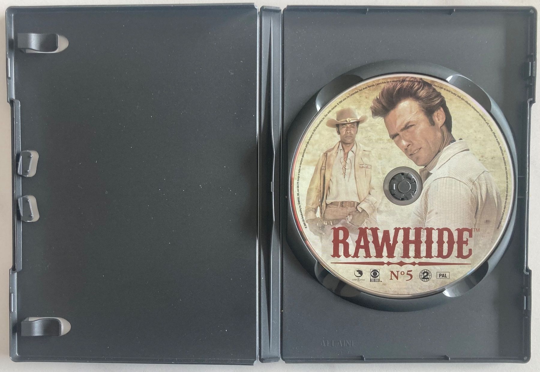 Tutti i DVDs: CLINT EASTWOOD - RAWHIDE N°5 – Usato da Poliez-Pittet venduto da Newtown-Records 5