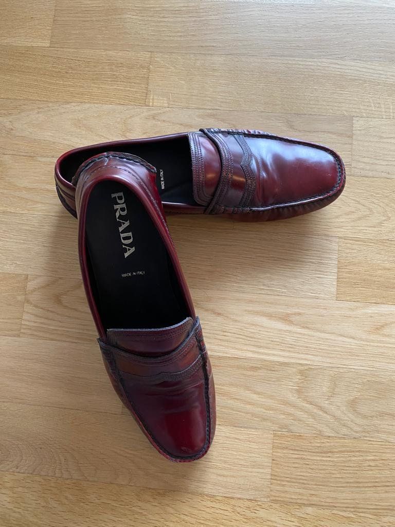 Prada Scarpe da uomo: Heren Schuhe PRADA gr  44-45 – Nuovo (secondo la descrizione) da Horgen venduto da Talla22