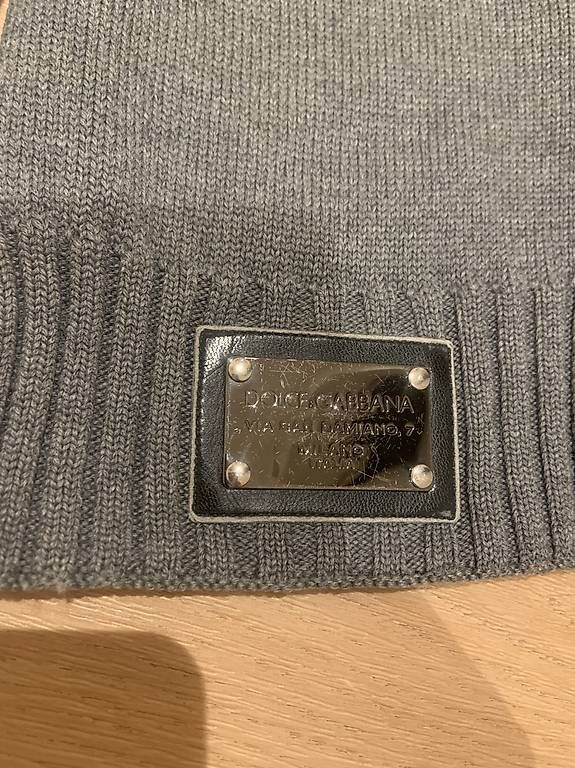 Dolce & Gabbana Sciarpe: Dolce & Gabbana Schal Wolle – Usato da Davos Dorf venduto da BenoitFichaux 1