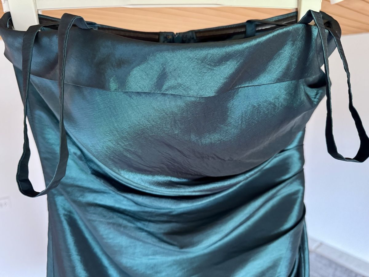 Vestiti: Kleid Magic Nights Gr. 36-38 – Usato da Gommiswald venduto da Aloha.Spirit 8