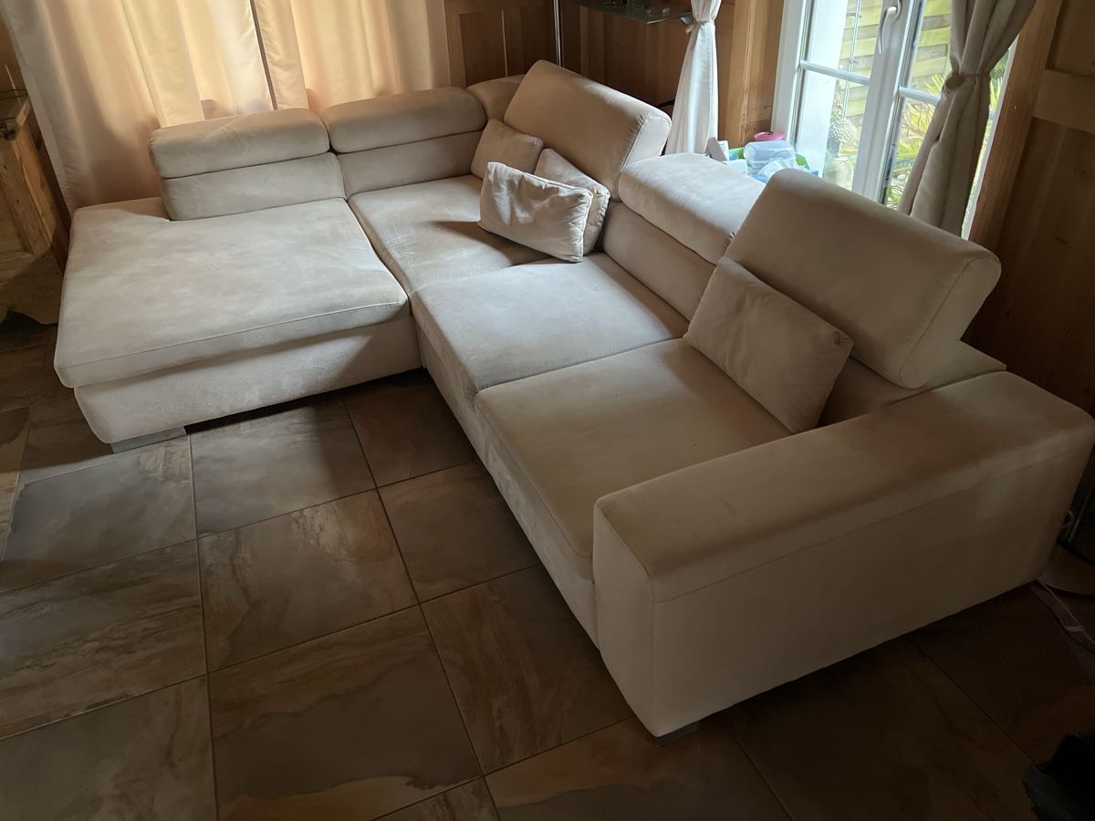 Livique Sofas: Ecksofa muss weg  – Gebraucht aus GONTENSCHWIL von Chriskrass 8