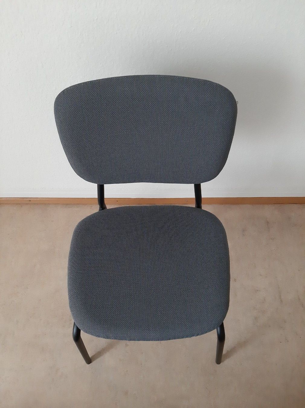 Ikea Sedie: 2 Stühle Ikea grau – Usato da Zürich venduto da Schela31