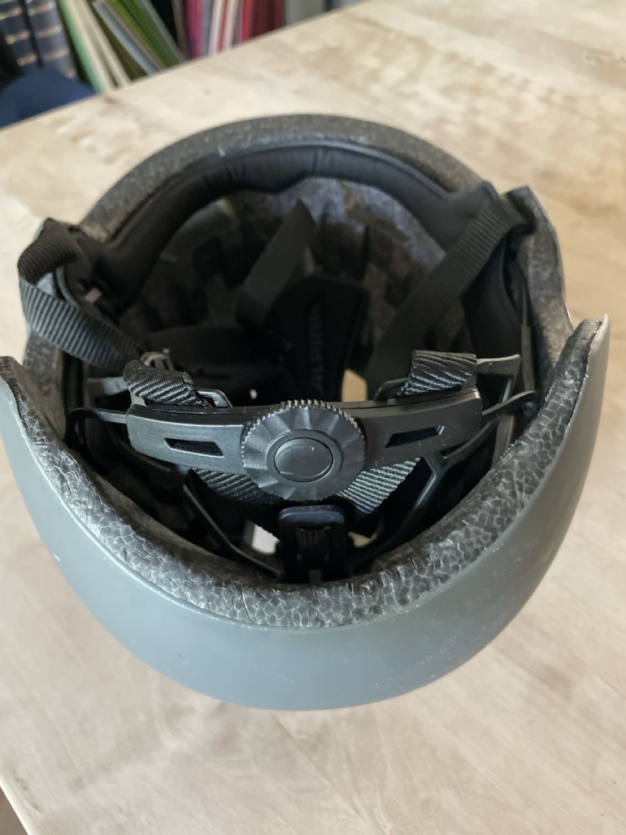 Alpina Caschi: Velohelm Alpina Grösse 53-57 – Usato da Muttenz venduto da Fertal 2