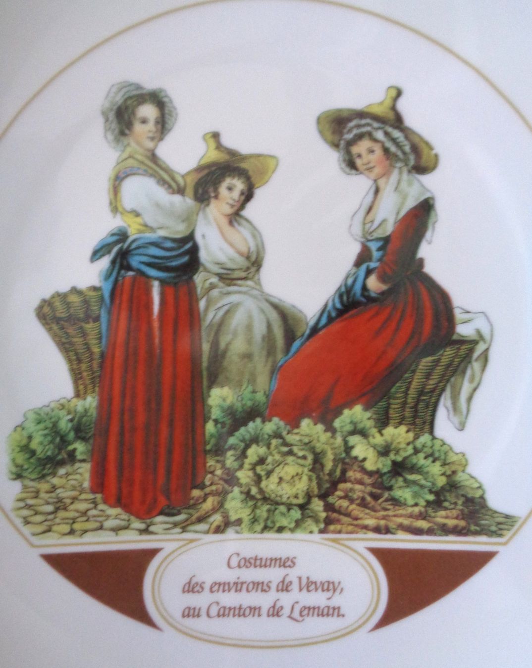 Assiettes: SCHWEIZER LANGENTHAL TRACHTEN  TELLER 2 STCK – D'occasion à Lausanne par kiliman73 6