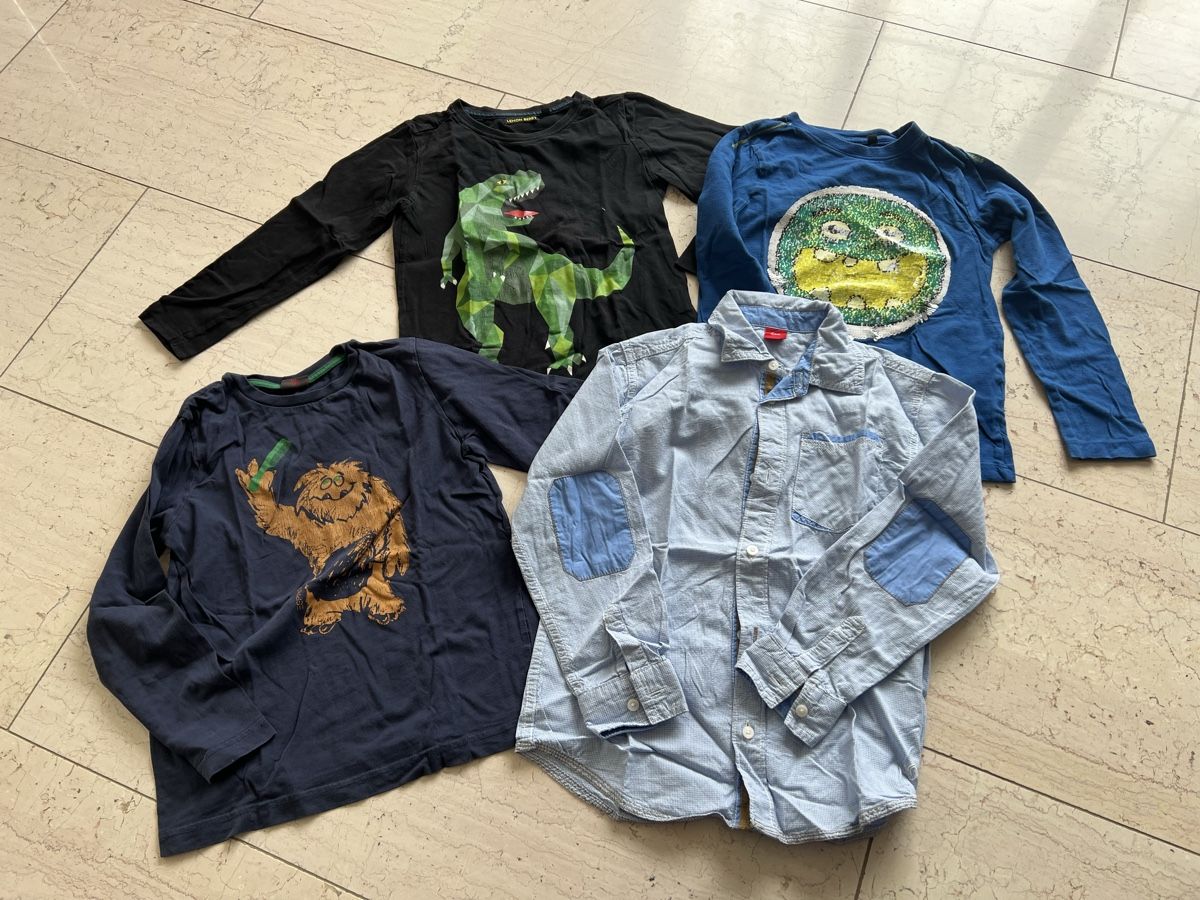 Lotti & Set di vestiti: Pullis/ Tshirts 128/134  – Usato da Hedingen venduto da johsaan 2