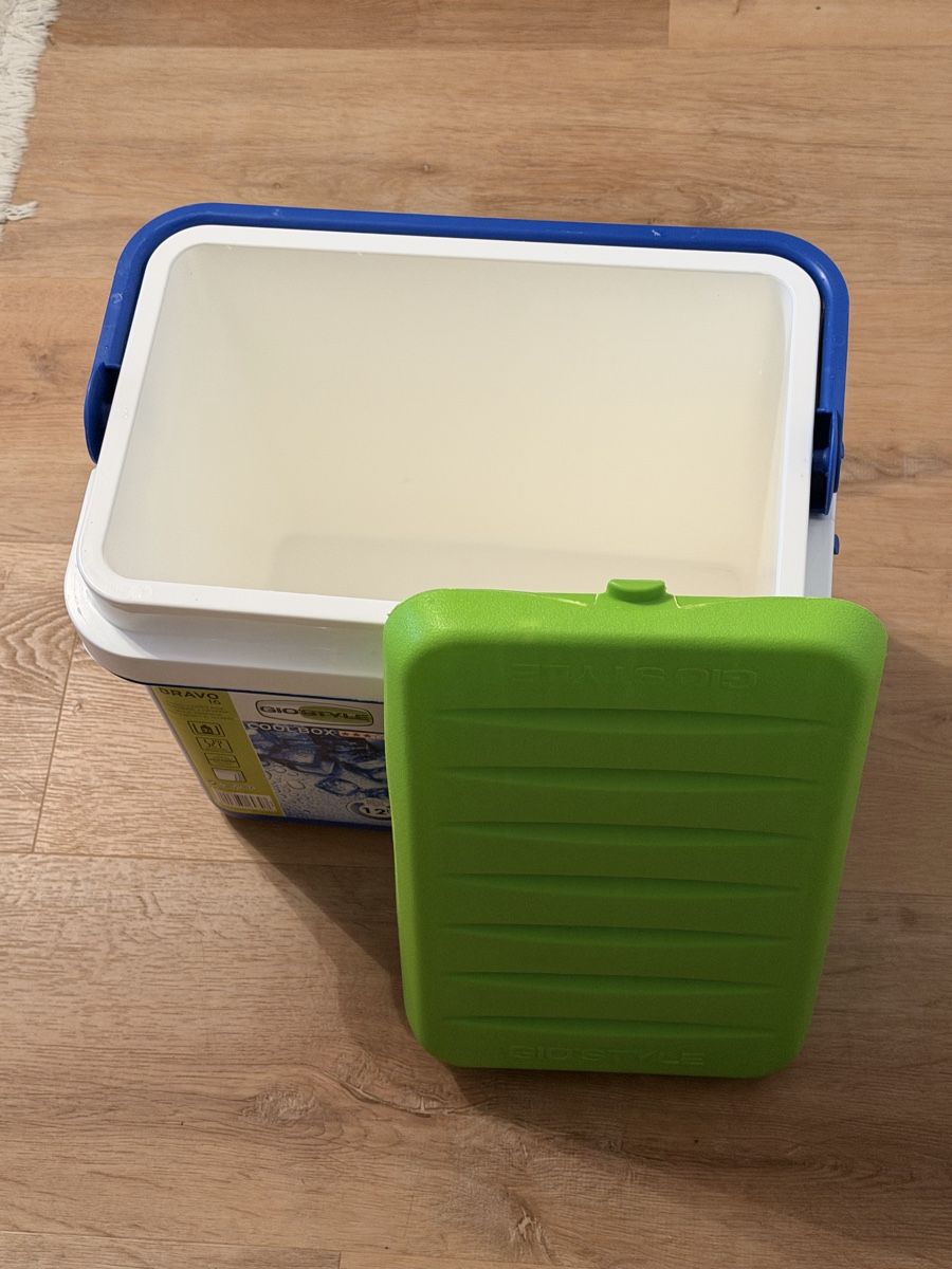 Frigoriferi & Refrigeratori: GO STYLE Cooler Box Blue/Green Used – Usato da Erlenbach ZH venduto da topchick 1
