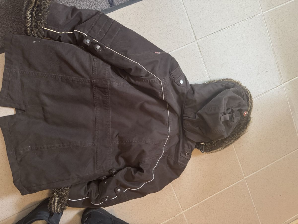 Wellensteyn Jacken & Mäntel: Wellensteyn Darling Mädchen Jacke 128 – Gebraucht aus Hägendorf von laumatt 3