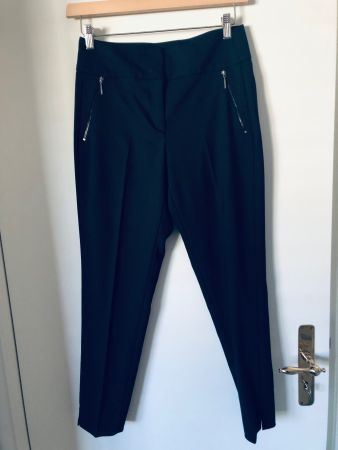 Schicke, neuwertige, schwarze Hose mit Reisverschluss, 36