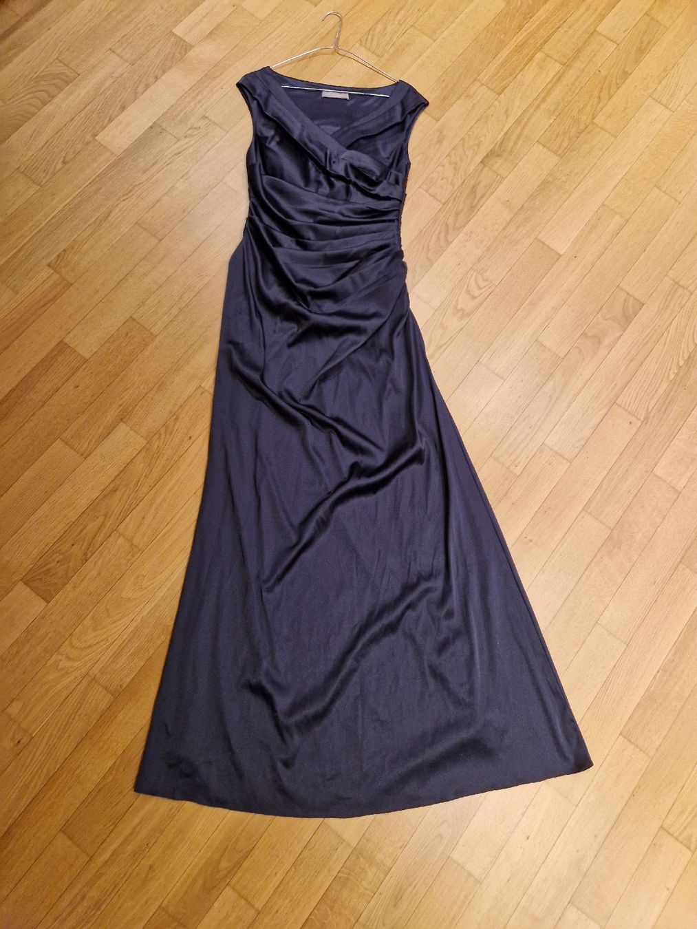 Vestiti: Dunkelblaues Abendkleid, Grösse 38 – Usato da Stadel venduto da Smile_crying