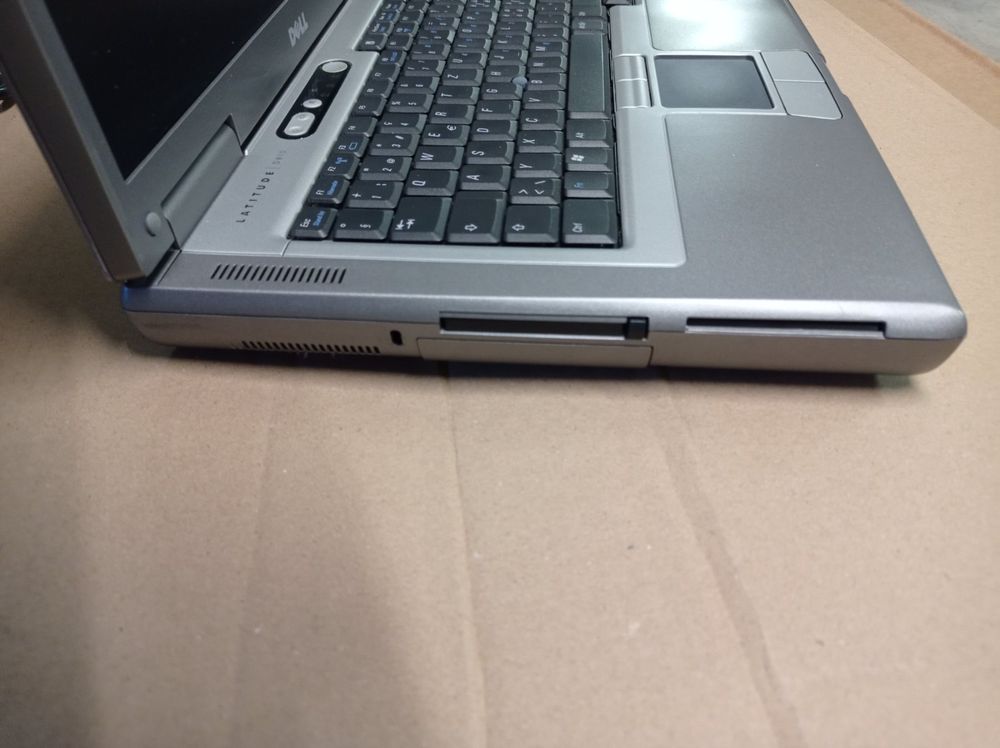 Dell Latitude D810 Windows Xp Kaufen Auf Ricardo 1064