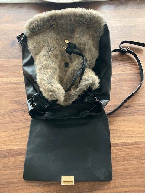 Rucksäcke: rucksack mit fellklappe – Gebraucht aus Schwarzenberg LU von kindler007 6