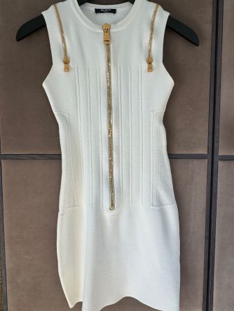 Nw schönes Kleid. . Balmain Gr. S