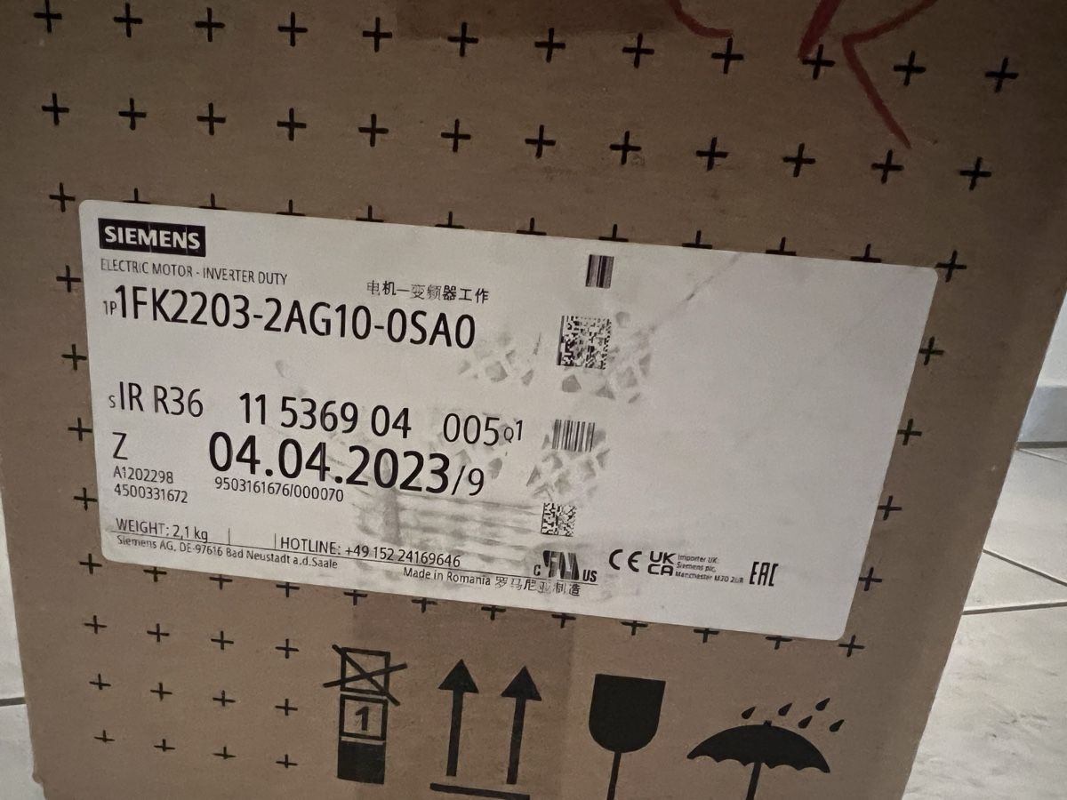 Siemens  Motori: Siemens Servo Motor1FK2203-2AG10-0SA0 – Nuovo e nell'imballaggio originale da Basel venduto da La.Bonne.affaire 1