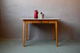 Table formica vintage années 50 pieds fuselés