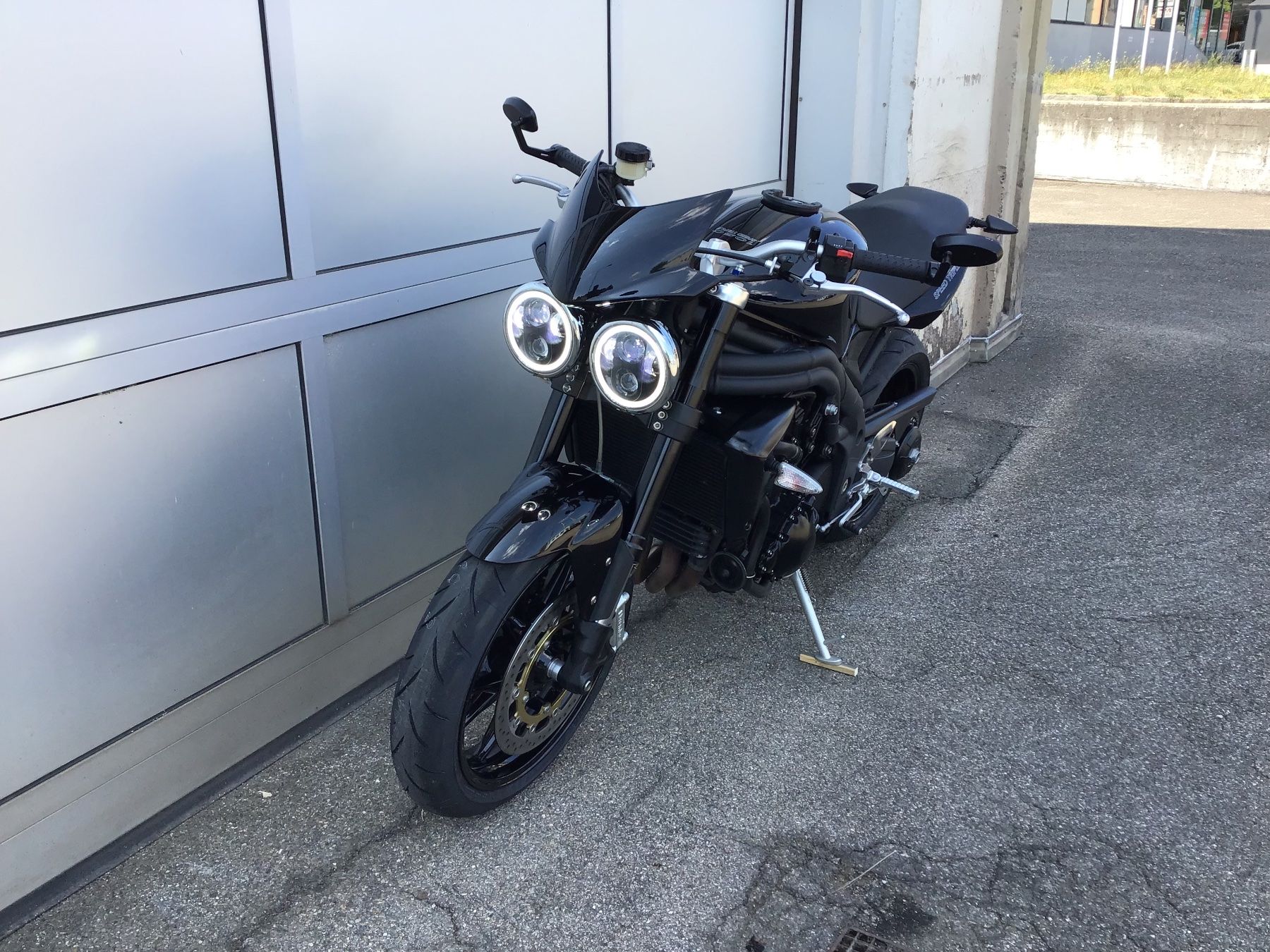 Strada: Triumph Speed Triple 1050 jg09 – Usato da Wil SG venduto da indio1963 1
