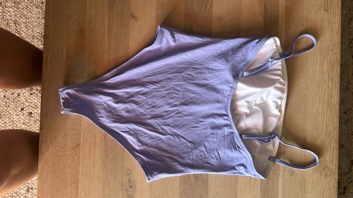 Roxy Maillots de bain & Bikinis: Quiksilver Roxy Badeanzug Flieder Gr. M – Neuf (Voir description) à Winterthur par whatdreamz 2