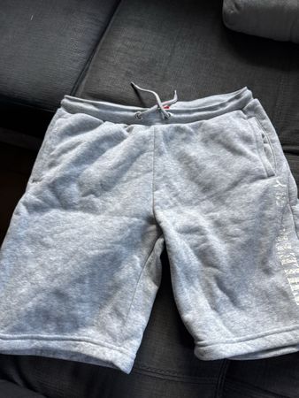 Short Tissaia gris, taille M neuf kilyan