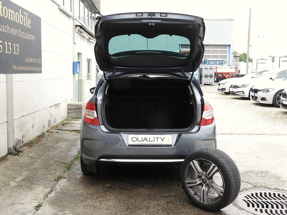 Citroën Automobili: CITROEN C4 Berline 1.6 VTi Exclusive I CH FZ I Sitzmassage – Usato da Bachenbülach venduto da FN_Automobile 9