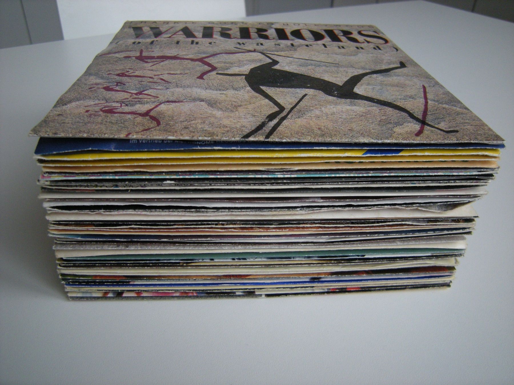 Dischi in vinile: SAMMLUNG von 40 SINGLES der 80ER JAHRE – Usato da Basel venduto da Ceebee62