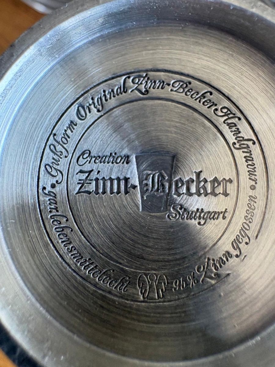 Tassen: Zinnbecher von Creation Zinn Becker Stuttgart – Gebraucht aus Aeschlen ob Gunten von Maensch 3