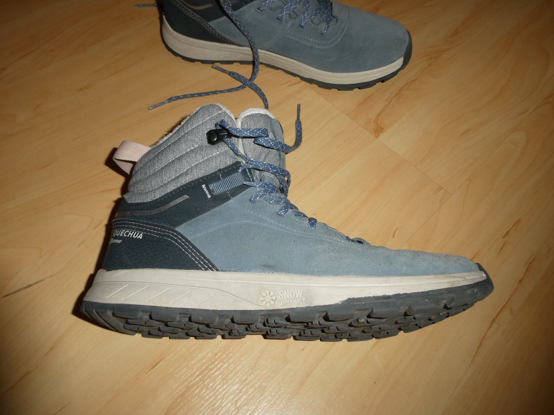 Schuhe für Mädchen: Quechua Schneestiefel, Winterstiefel, Gr. 38 – Gebraucht aus Mels von KOSL 1