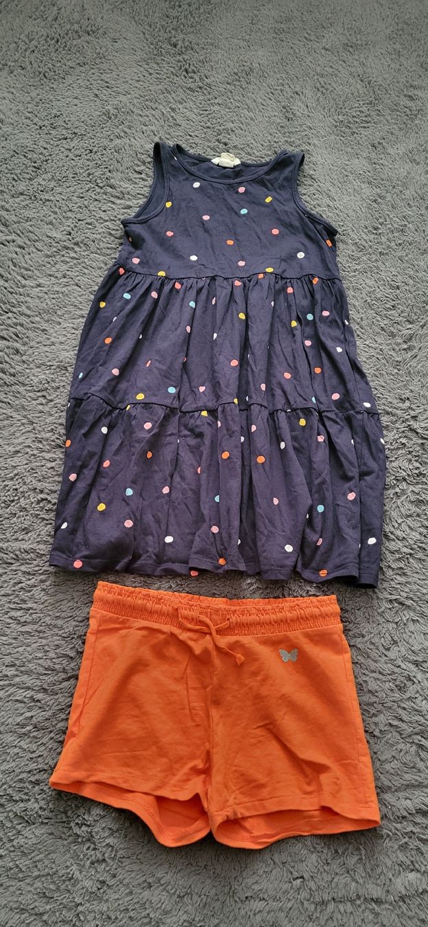H&M Lotti & Set di vestiti: Mädchen set Gr 134 – Usato da Thierachern venduto da Anastasia123