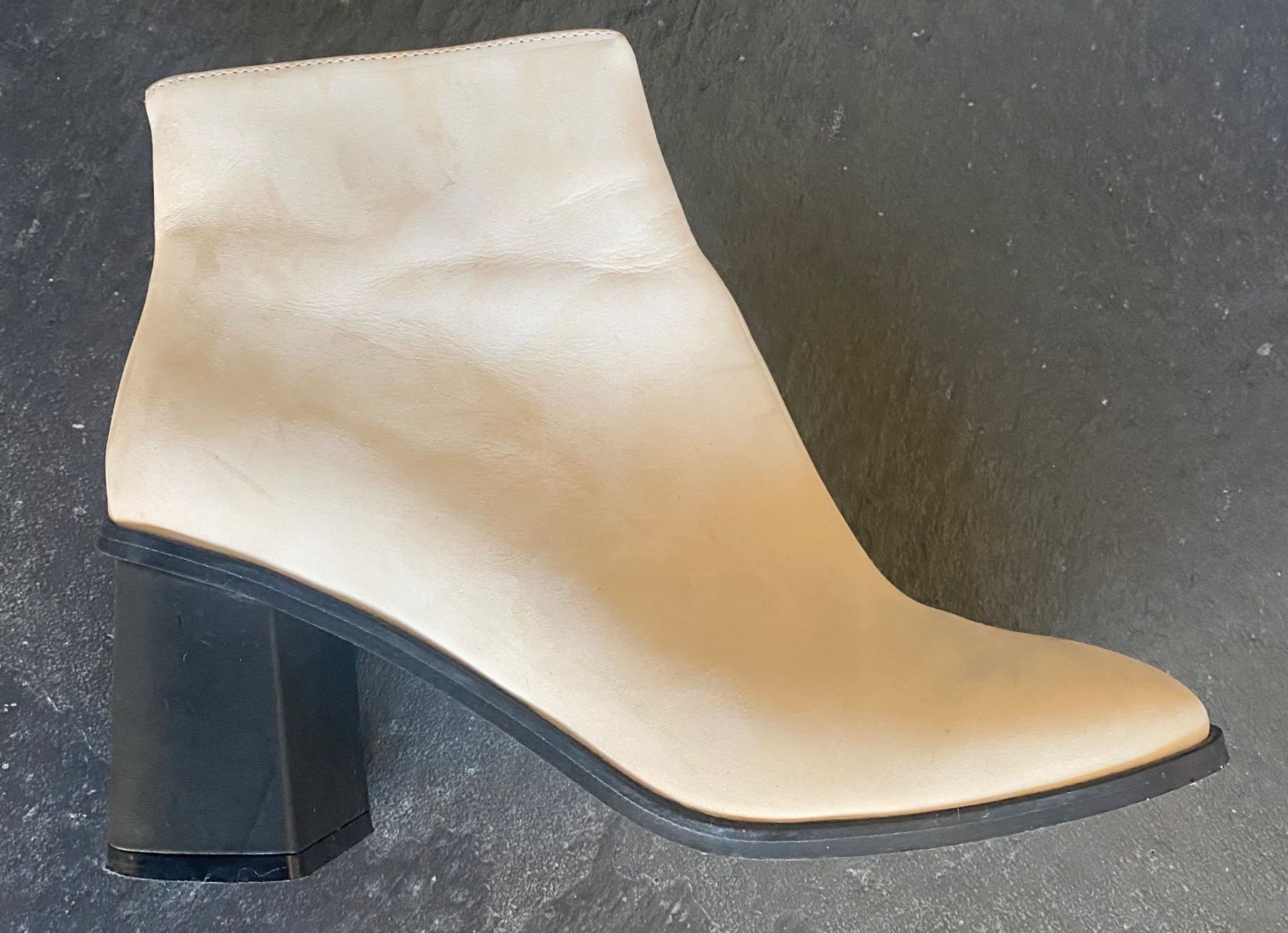 Scarpe da donna: Ankle Boots Beige von Bold – Usato da Chur venduto da simhofstr