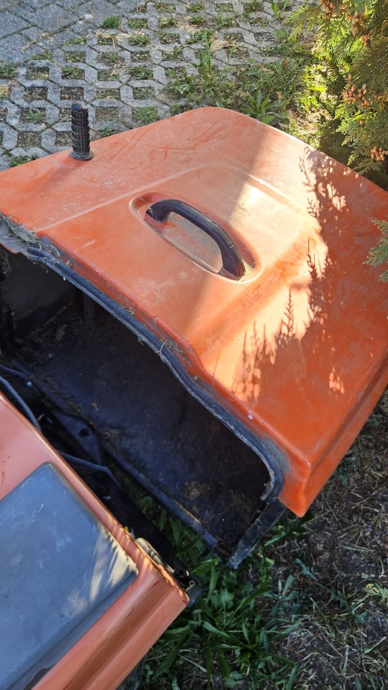Trattori: Husqvarna Traktor Defekt – Usato da Rickenbach b. Wil venduto da nic_8ljr 9