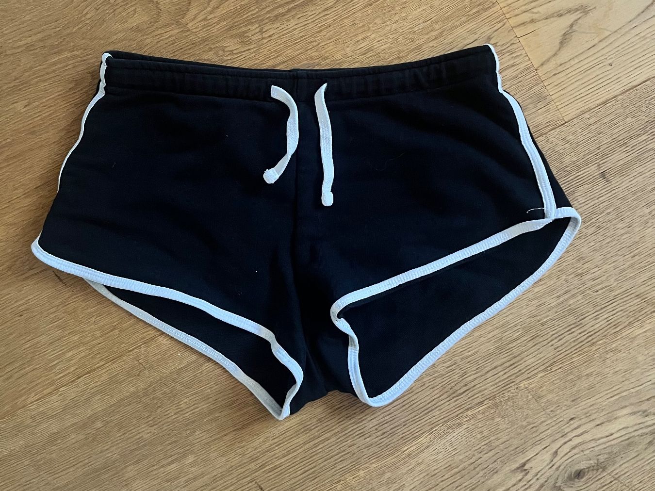 Pantaloni: Sweat-Shorts – Usato da Meilen venduto da brit13