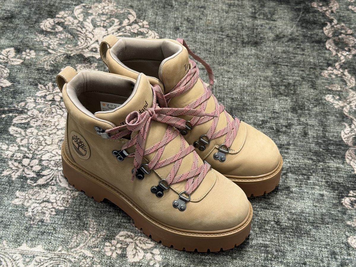Timberland Scarpe da donna: Wmns Plattform Timbs  – Nuovo (secondo la descrizione) da Bachenbülach venduto da cec_8j5s