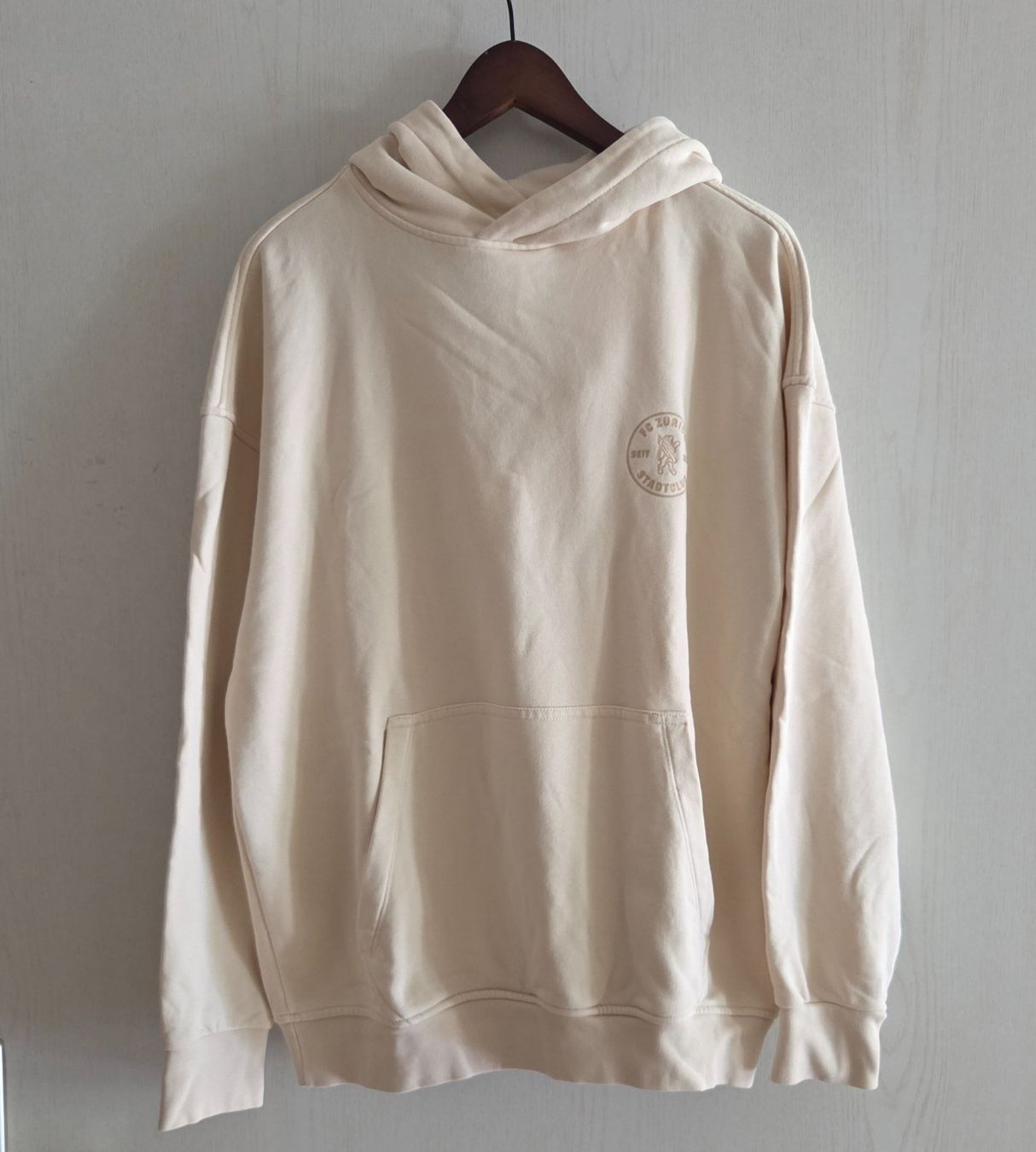 FCZ Maglioni & Felpe: FCZ-Hoodie (Grösse M) – Usato da Zürich venduto da wile_coyote